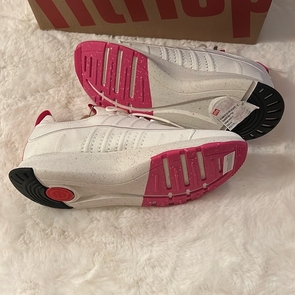 NEW FitFlop White sneakers sz 8.5 - Picture 7 of 12